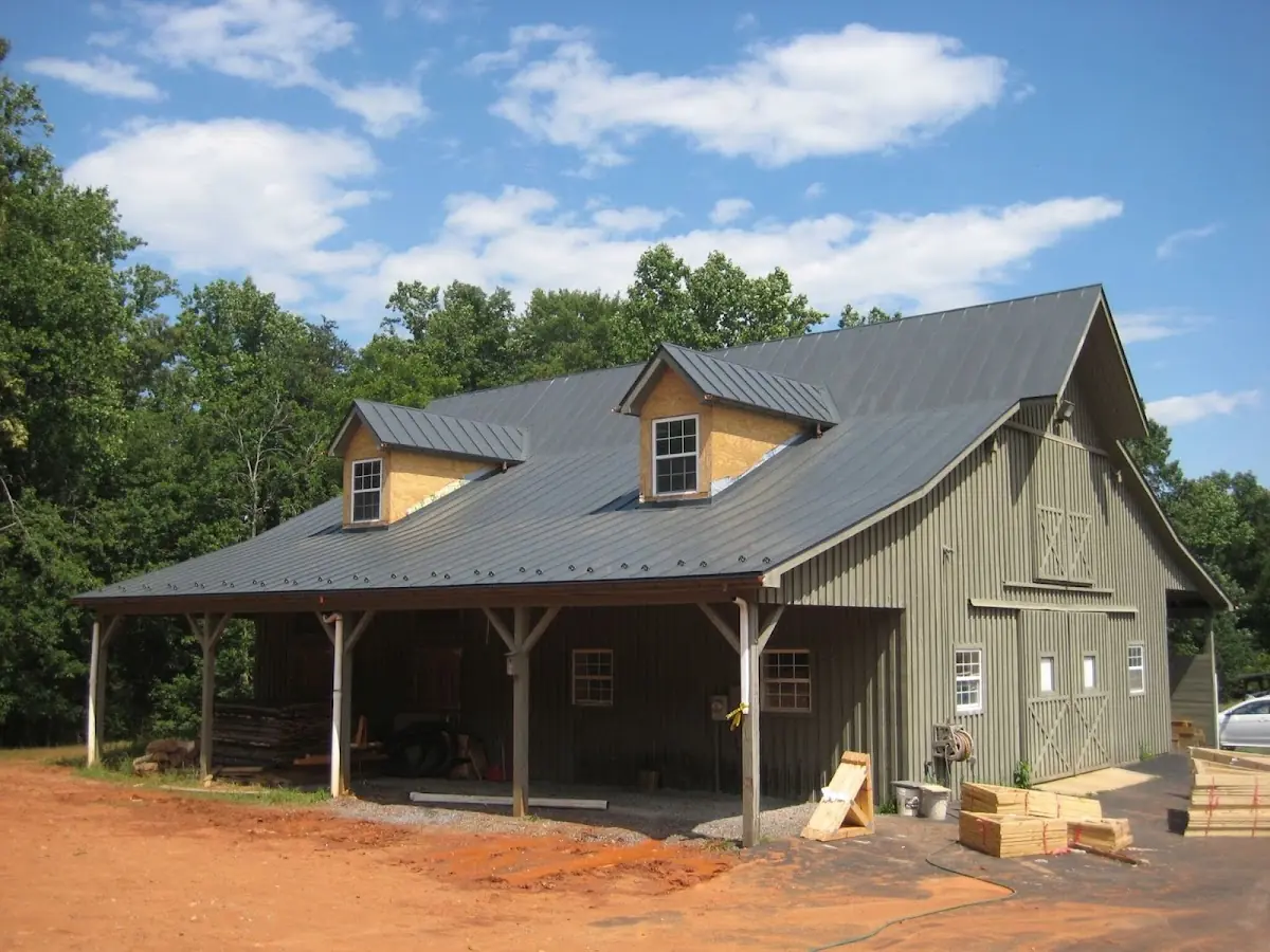 Expert Metal Roof Repair workmanship in Hollow Woods
